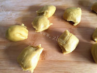 美味的野蒜土豆馅煎糕做法图解13)