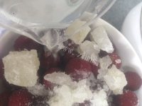 唇齿留香的酸梅汤做法图解7)