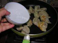 煎饺子做法图解5)