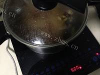 美味营养的卤鸡爪做法图解6)