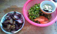 家常菜小炒腊肉做法图解2)