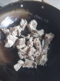 家常菜山药烧排骨做法图解3)