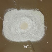 自制牛奶馒头做法图解3)