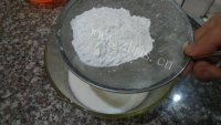 美味营养的芒果班戟做法图解2)