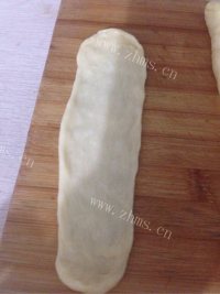 芳香四溢的肉松面包做法图解4)