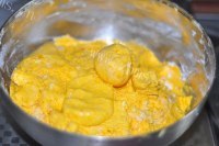 自制南瓜芝麻球做法图解3)