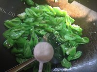家常菜辣椒炒鸡蛋做法图解4)