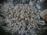 下酒菜挂霜花生做法图解9)