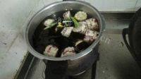 海带玉米排骨汤做法图解3)