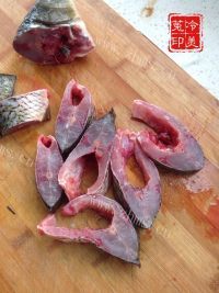 秘制熏鱼做法图解3)