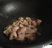 黄金咖喱鸡肉土豆饭做法图解6)