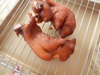 美味的香烤猪蹄做法图解7)