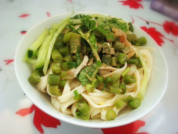 麻酱豆角凉面