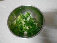 易做的皮蛋豆腐做法图解4)