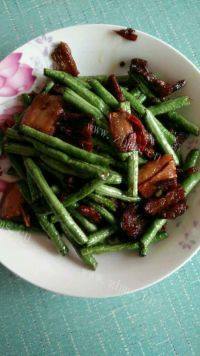 家常菜豆角烧肉
