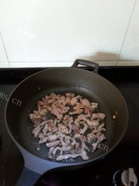 美味的瘦肉炒面做法图解9)