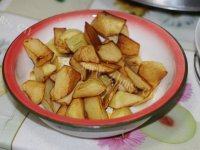 健康营养的排骨炖土豆做法图解5)