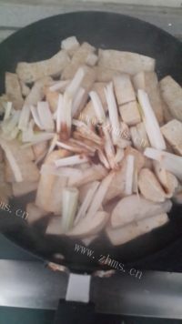开胃的葱烧豆腐做法图解5)