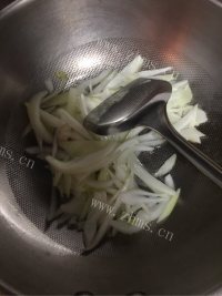 热腾腾的辣炒年糕做法图解2)