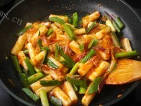 特色美食泡菜炒年糕做法图解10)