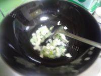 诱人的白菜炒年糕做法图解4)