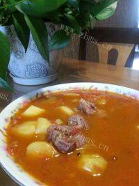 家常菜西红柿土豆炖牛肉