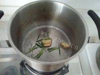 「DIY美食」白灼基围虾做法图解4)