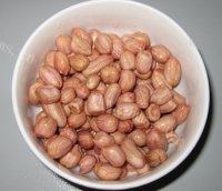 菠菜拌花生米做法图解1)