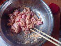 家常粉蒸肉做法图解6)