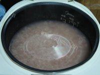 色味俱佳的红米粥做法图解5)