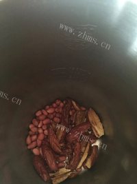 家常红枣花生露做法图解2)