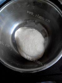 口感丰富的香酥绿豆饼做法图解3)