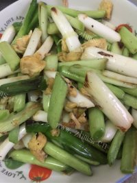家常菜蒜苗鸡蛋