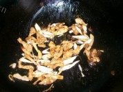 自己做的香菇肉丝面做法图解5)