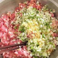 自制钟水饺做法图解1)