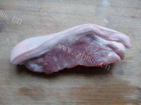 易做的香辣花菜炒肉片做法图解1)