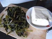 十分诱人的雪里蕻炖豆腐做法图解1)