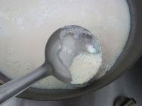 自制姜汁红糖豆腐花做法图解6)