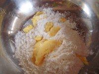 色味俱佳的熊猫饼干做法图解5)