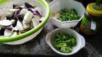 家常菜酱烧茄子做法图解1)