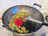 好吃的辣炒豌豆鸡丁的做法图解六