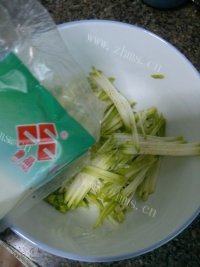 香脆的茭瓜饼做法图解4)
