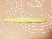 诱人的香葱芝士面包做法图解7)
