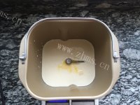 自制蔓越莓吐司做法图解1)