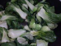 清淡的香菇油菜做法图解6)