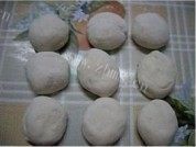 豆沙发面饼做法图解3)