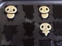 自制熊猫饼干做法图解11)