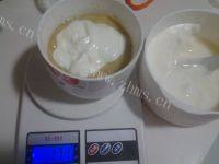 色泽不错的香蕉酸奶冰淇淋做法图解4)