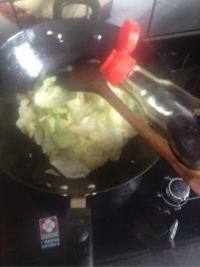 家常菜手撕卷心菜