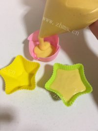 色香味俱全的蒸蛋糕做法图解8)